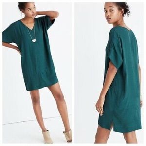 🌈10 Items for $40- 
Madewell Hunter Green Dress